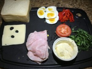 Uruguayan, main course, pork, eggs, sandwich