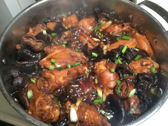 Braised Chicken with Mushrooms