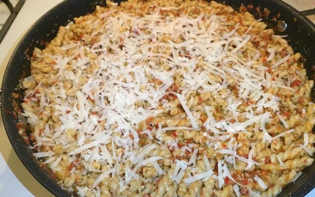 Pasta alla Trapanese (Sicilian Red Pesto Pasta)