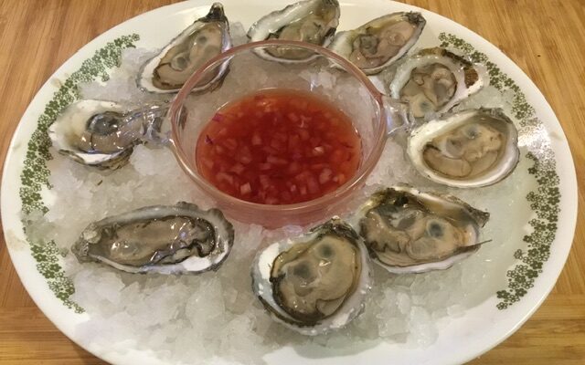 Oysters with Mignonette Sauce