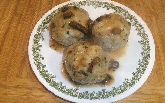 German Bread Dumplings (Semmelknödel)
